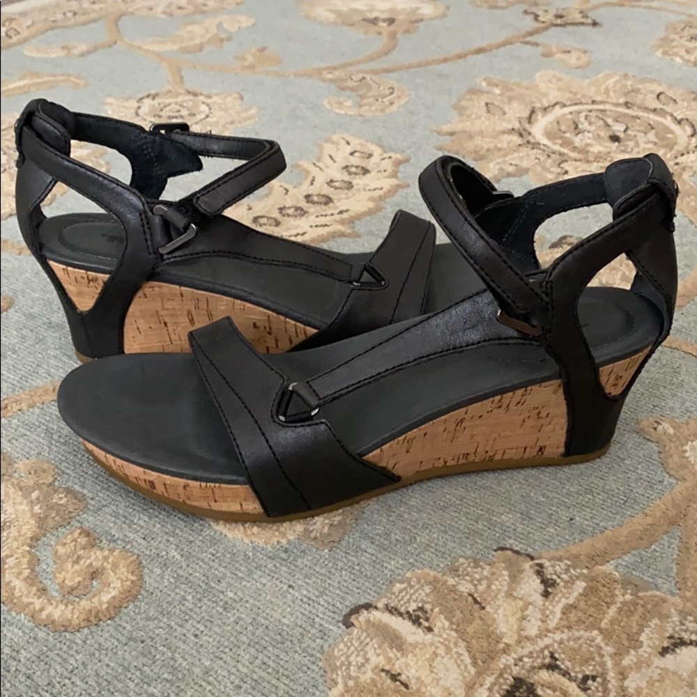 Women’s Sandals